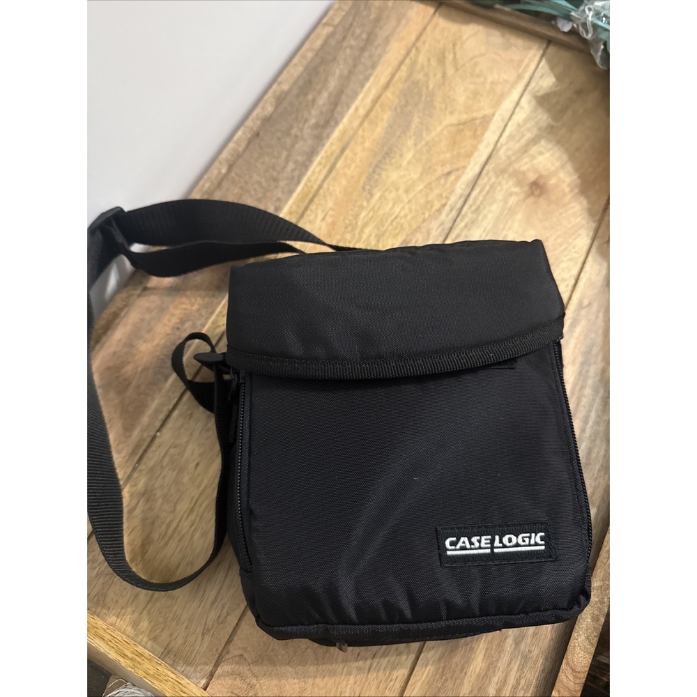 Vtg 1990's Case Logic CD/Walkman/Game Boy Padded Carrying Case In Black/Adjust..